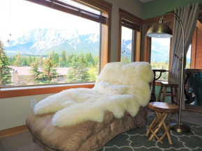 Fenwick Vacation Rental OPEN HOT TUB Glorious Mountain 2 Bedroom